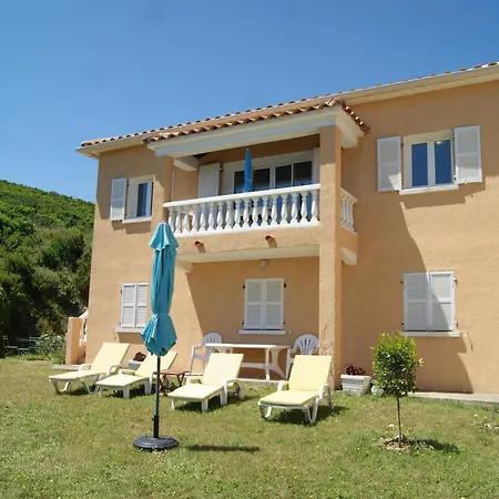 Maison Individuelle Avec Vue Sur - Les Lauriers